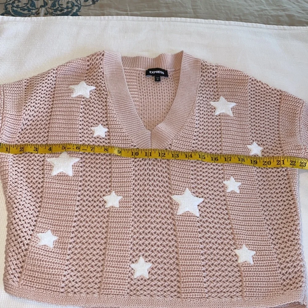 Woman’s Express V Neck Pink and White Star Sweater Size Small - Picture 10 of 12